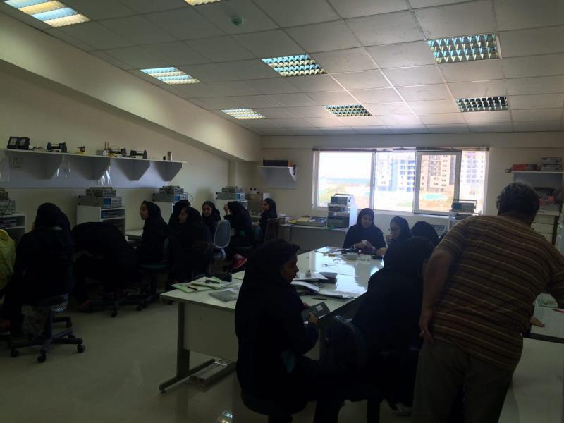 دوره اول - بازدید دانش آموزان پایه هشتم از دانشگاه شریف (بخش دوم)