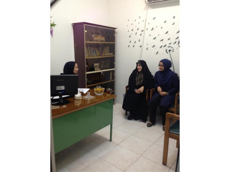 دوره اول - برگزاری جلسات مشاوره با اولیا توسط سرکار خانم محمودیان