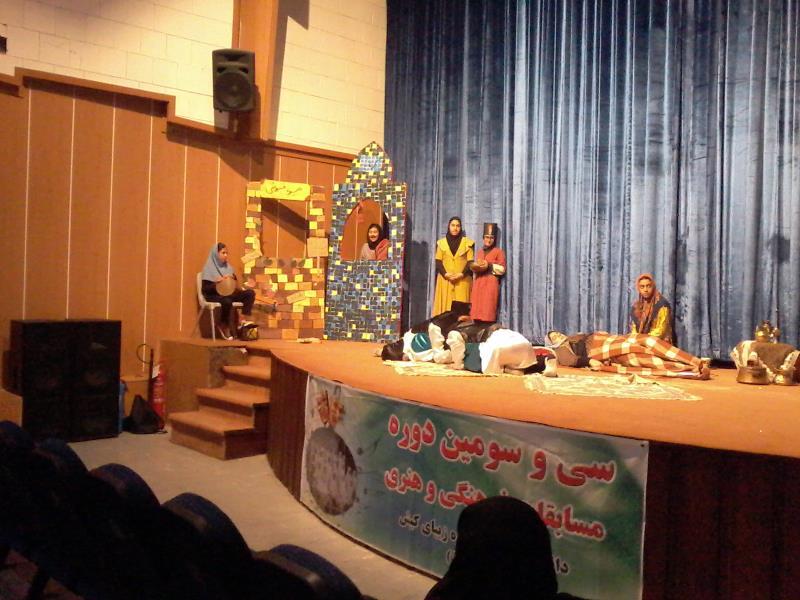 اجرای گروه تئاتر در سینما لبخند