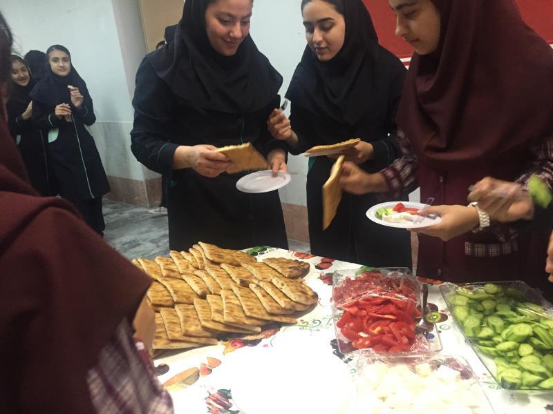 صبحانه های دانش آموزی