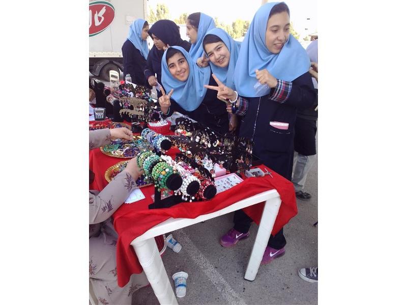 بازارچه خیریه 3